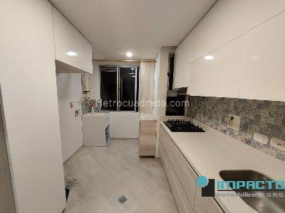 Apartamento de 3 alcobas en venta en Estadio, Medellín, 95 m² · foto 3 de 16