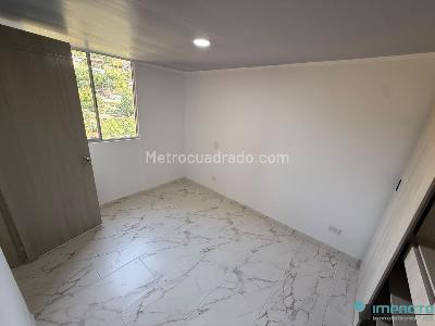 Apartamento de 3 alcobas en arriendo en Pajarito, Medellín, 60 m² · foto 13 de 20