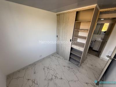 Apartamento de 3 alcobas en arriendo en Pajarito, Medellín, 60 m² · foto 14 de 20