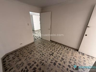 Casa en arriendo en Laureles Nogal, Medellín · foto 12 de 20