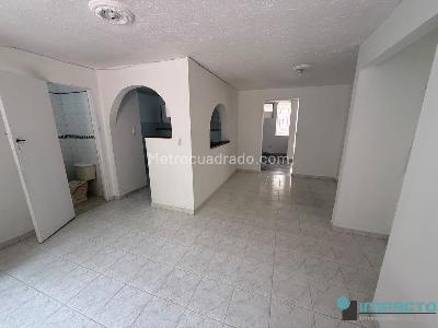 Casa en arriendo en Laureles Nogal, Medellín · foto 3 de 20