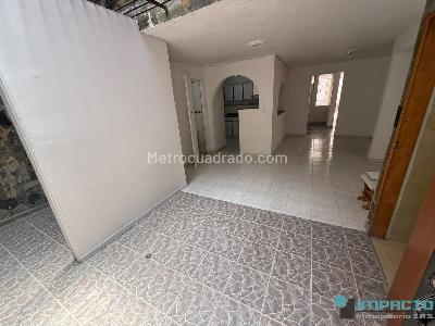 Casa en arriendo en Laureles Nogal, Medellín · foto 4 de 20