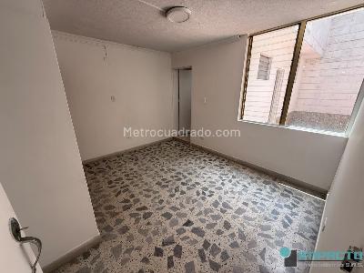 Casa en arriendo en Laureles Nogal, Medellín · foto 9 de 20