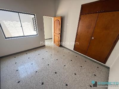 Apartamento de 3 alcobas en arriendo en La Castellana, Medellín, 85 m² · foto 12 de 19