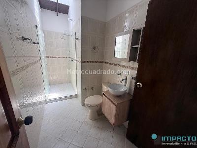Apartamento de 3 alcobas en arriendo en La Castellana, Medellín, 85 m² · foto 15 de 19