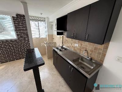 Apartamento de 2 alcobas en arriendo en Aures No 1, Medellín, 50 m² · foto 2 de 16