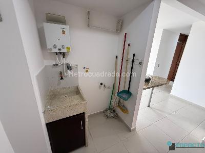 Apartamento de 3 alcobas en arriendo en Calasanz, Medellín, 75 m² · foto 15 de 18