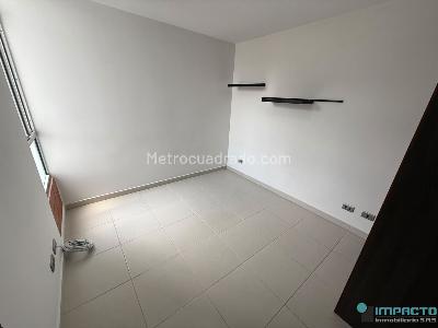 Apartamento de 3 alcobas en arriendo en Calasanz, Medellín, 75 m² · foto 7 de 18