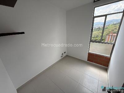 Apartamento de 3 alcobas en arriendo en Calasanz, Medellín, 75 m² · foto 8 de 18