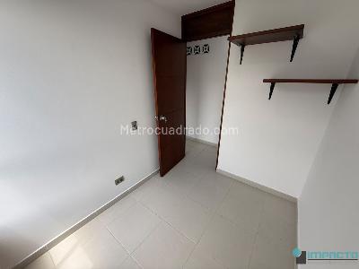Apartamento de 3 alcobas en arriendo en Calasanz, Medellín, 75 m² · foto 9 de 18
