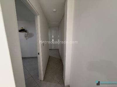 Apartamento de 1 alcoba en arriendo en Lorena, Medellín, 45 m² · foto 6 de 15