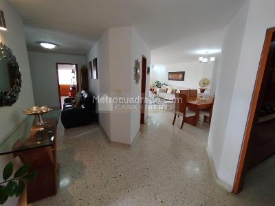 Apartamento en venta en La Riviera, Cúcuta · foto 4 de 19