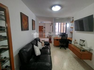 Apartamento en venta en La Riviera, Cúcuta · foto 6 de 19