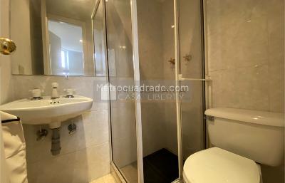 Apartamento de 3 alcobas en venta en Loma De Los Parra, Medellín, 170 m² · foto 7 de 16
