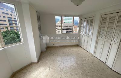 Apartamento de 3 alcobas en venta en Loma De Los Parra, Medellín, 170 m² · foto 8 de 16