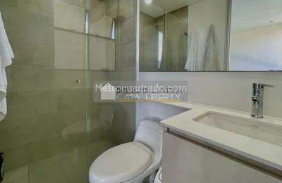 Apartamento de 2 alcobas en venta en El Poblado, Medellín, 93 m² · foto 7 de 16