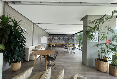 Apartamento de 2 alcobas en venta en El Poblado, Medellín, 93 m² · foto 11 de 16