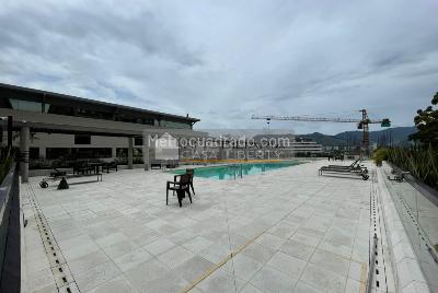 Apartamento de 2 alcobas en venta en El Poblado, Medellín, 93 m² · foto 13 de 16