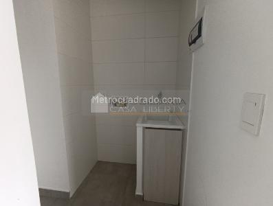 Apartamento de 3 alcobas en venta en Laureles, Medellín, 75 m² · foto 6 de 16