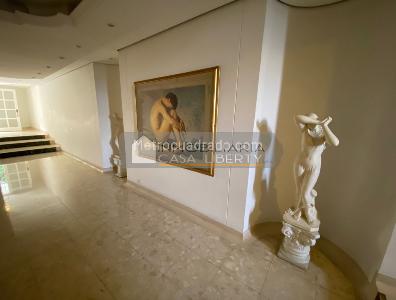 Apartamento de 3 alcobas en venta en Alejandría, Medellín, 170 m² · foto 2 de 18