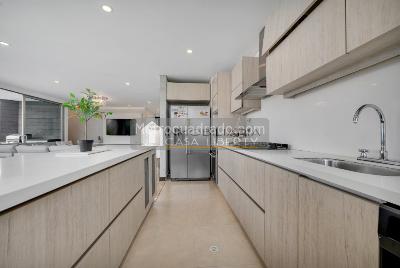 Apartamento en venta en Castropol, Medellín · foto 5 de 18