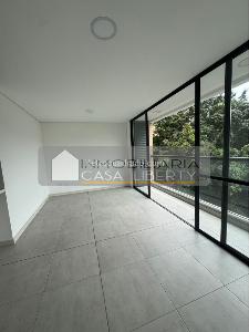 Apartamento de 3 alcobas en venta en Laureles, Medellín, 75 m² · foto 8 de 20