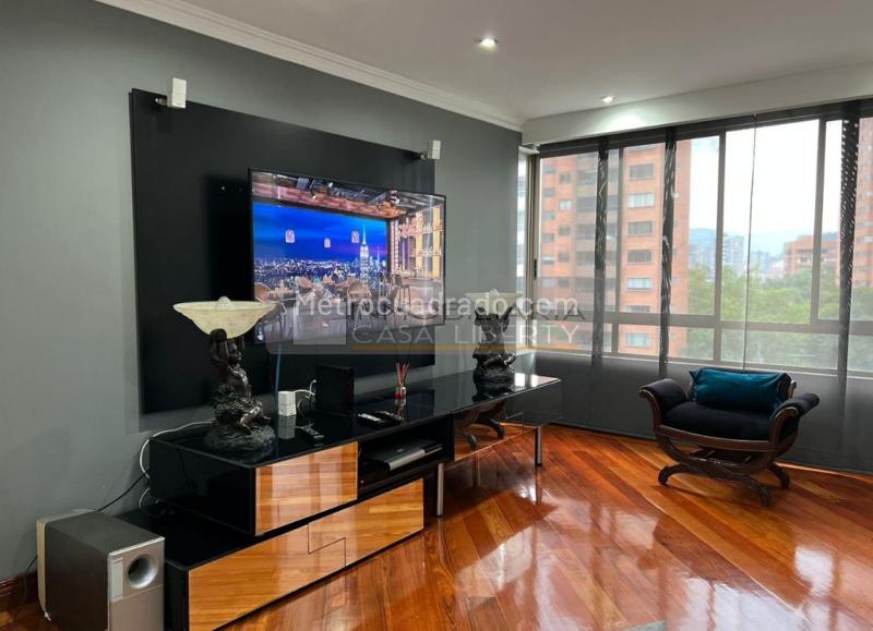 Elegant 4BR Apartment with Private Elevator in Loma De Los Parra - 7