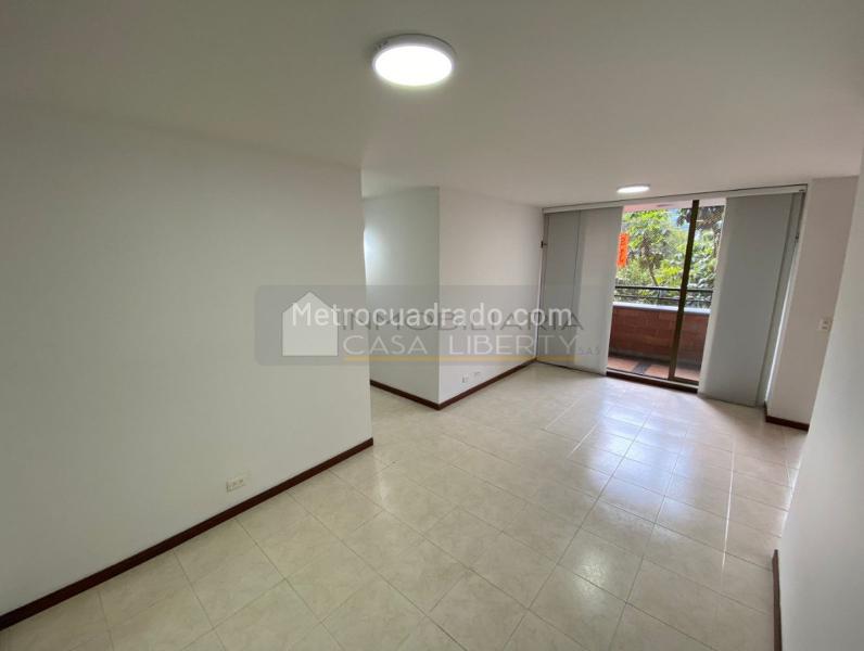 3BR Apartment in Belen Loma de los Bernal with Balcony - 2