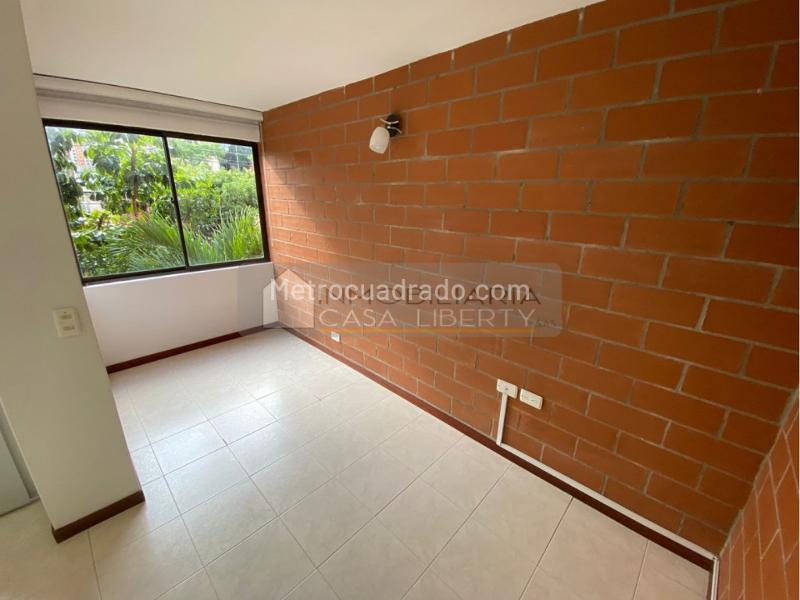 3BR Apartment in Belen Loma de los Bernal with Balcony - 4