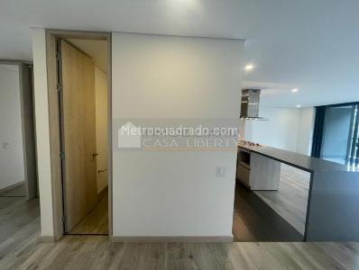 Apartamento en venta en Altos Del Poblado, Medellín · foto 3 de 20