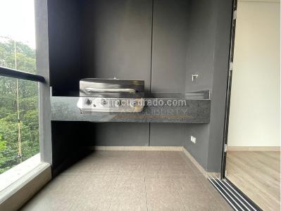 Apartamento en venta en Altos Del Poblado, Medellín · foto 7 de 20