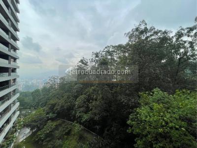 Apartamento en venta en Altos Del Poblado, Medellín · foto 8 de 20