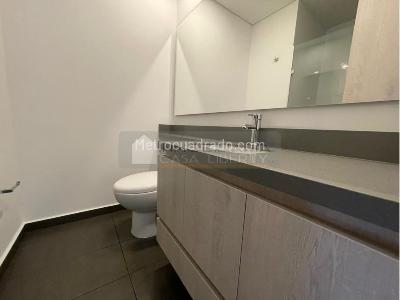 Apartamento en venta en Altos Del Poblado, Medellín · foto 18 de 20