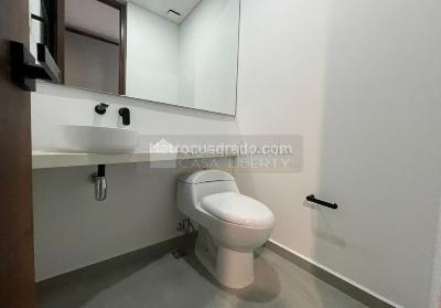 Apartamento de 3 alcobas en venta en Las Palmas, Medellín, 133 m² · foto 3 de 20