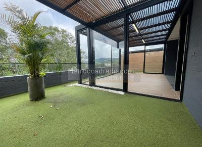 Apartamento de 2 alcobas en venta en Las Palmas, Medellín, 199 m² · foto 19 de 20