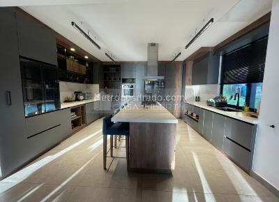 Casa de 4 alcobas en venta en Las Palmas, Medellín, 485 m² · foto 13 de 20
