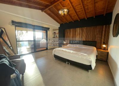 Casa de 4 alcobas en venta en Las Palmas, Medellín, 485 m² · foto 19 de 20