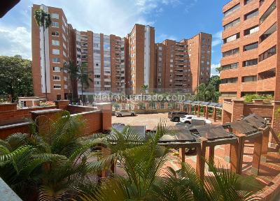 Apartamento en venta en Patio Bonito, Medellín · foto 5 de 15
