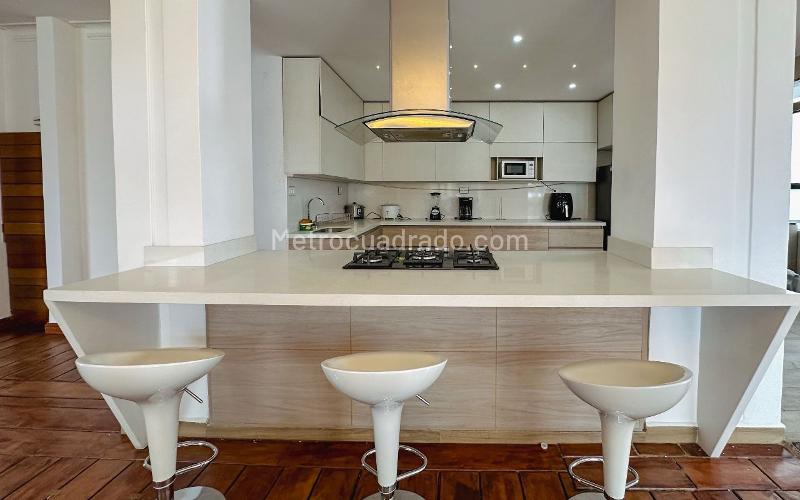 Remodeled Luxury Penthouse in Provenza - 5