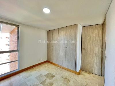 Apartamento de 3 alcobas en arriendo en Laureles, Medellín, 115 m² · foto 11 de 18