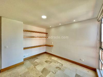 Apartamento de 3 alcobas en arriendo en Laureles, Medellín, 115 m² · foto 13 de 18