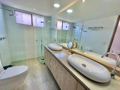Apartamento de 3 alcobas en arriendo en Poblado Alto, Medellín, 245 m² · foto 13 de 20