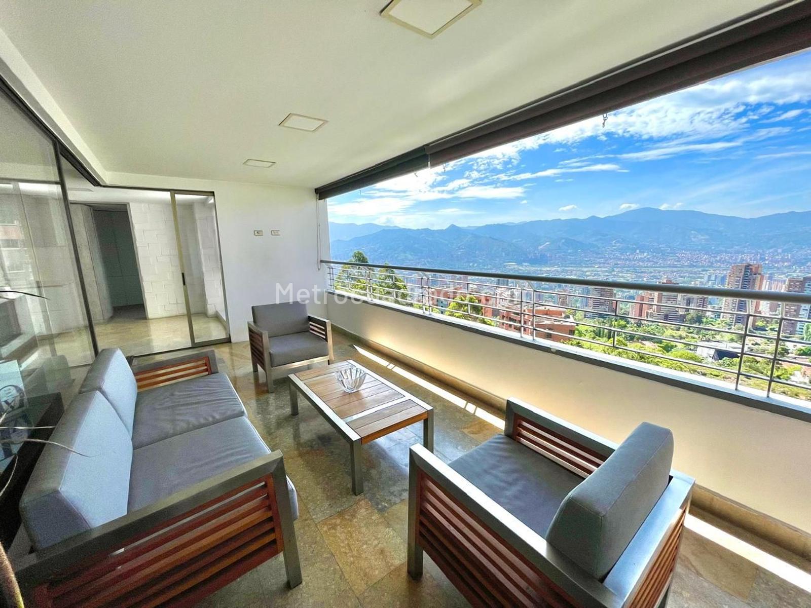 Apartamento de 3 habitaciones en arriendo en El Poblado Alto, Medellín — imagen 1 de 20