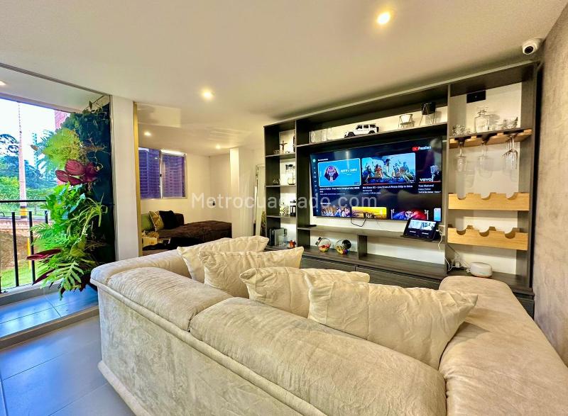 1BR Apartment in sabaneta (65 m²)