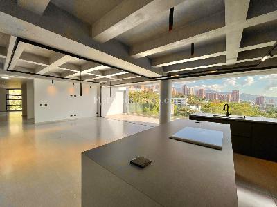 Apartamento de 3 alcobas en venta en El Tesoro, Medellín, 230 m² · foto 5 de 17
