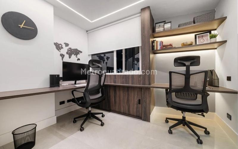 Luxury 3BR Apartment in El Poblado Alto - 9