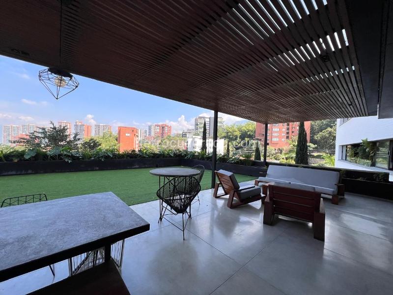 Apartamento Exclusivo de 3 Alcobas con Terraza en San Lucas - 3