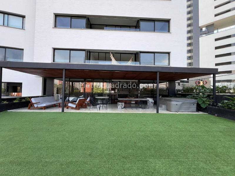 Apartamento Exclusivo de 3 Alcobas con Terraza en San Lucas - 2