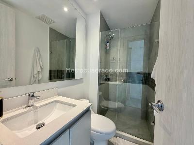 Apartamento de 3 alcobas en arriendo en El Poblado, Medellín, 167 m² · foto 16 de 18