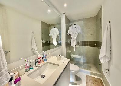 Apartamento de 3 alcobas en arriendo en El Poblado, Medellín, 167 m² · foto 14 de 18